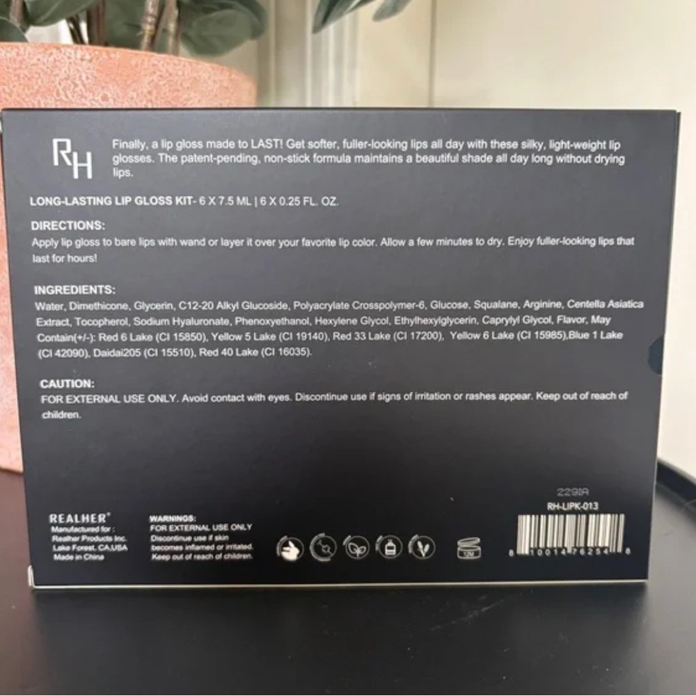 RealHer Long-Lasting Lip Gloss Kit - Bold Shades - Picture 4 of 4